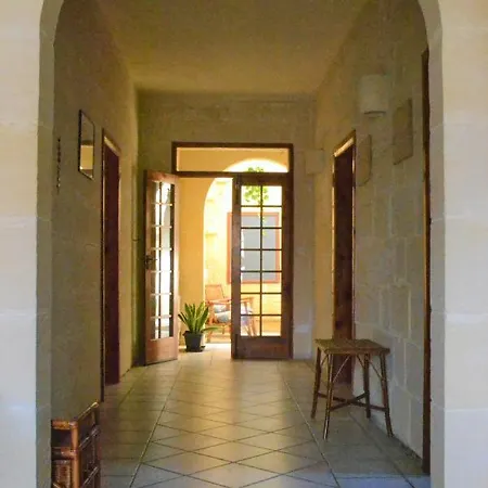 Ta' Gilja Farmhouse Victoria