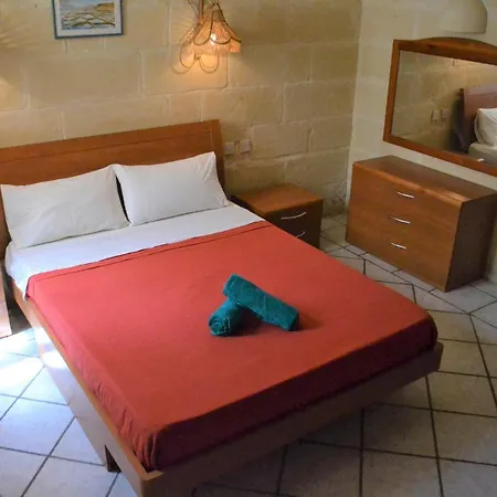 Ta' Gilja Farmhouse Victoria
